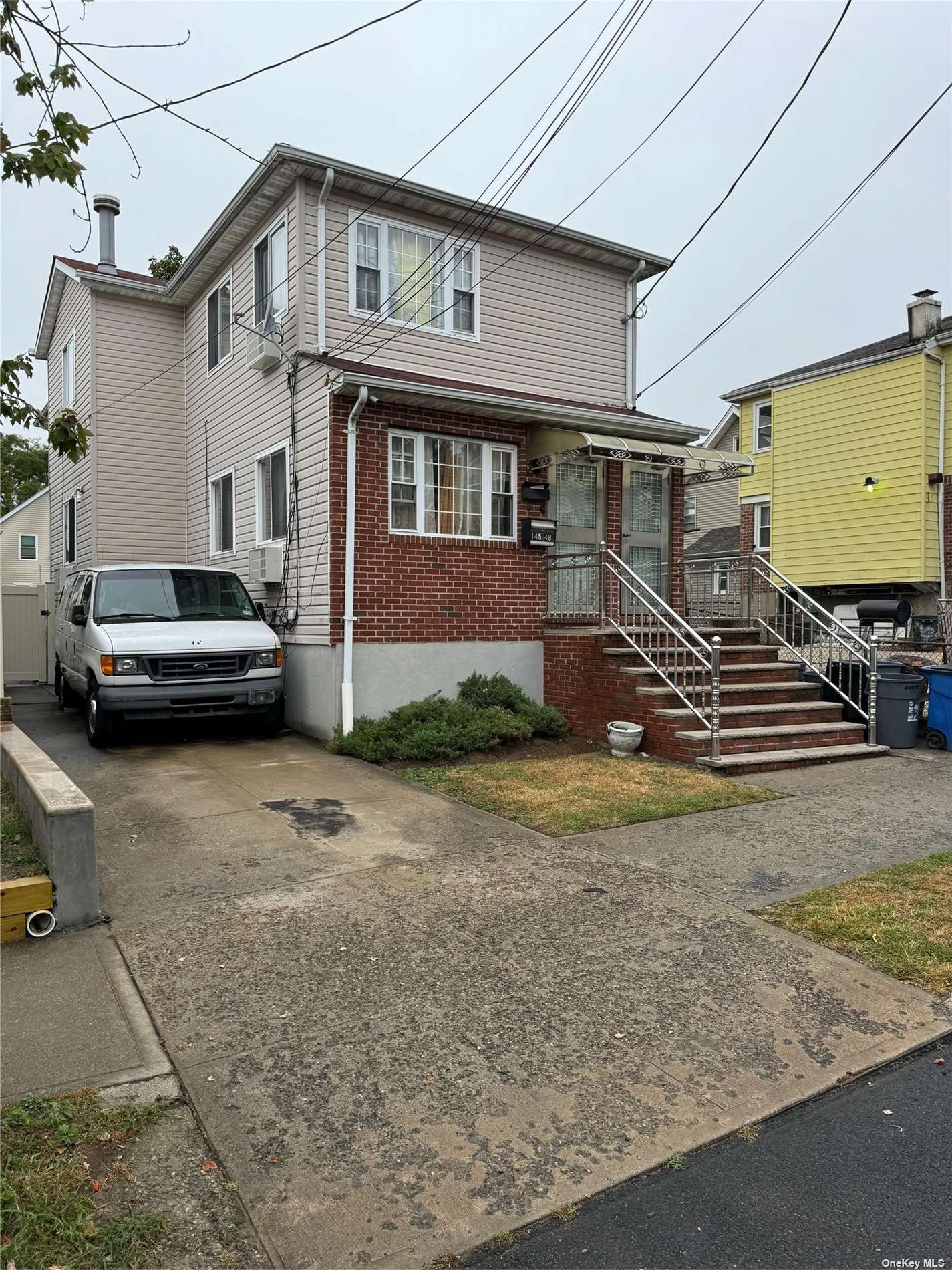 Property for Sale at 14548 224th Street, Springfield Gardens, Queens, NY - Bedrooms: 6 
Bathrooms: 4 
Rooms: 12  - $900,000