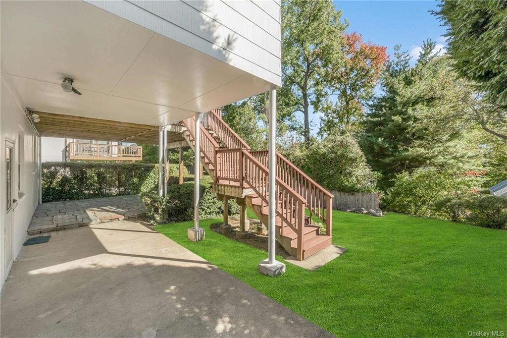 438 California Road, Bronxville, New York image 30