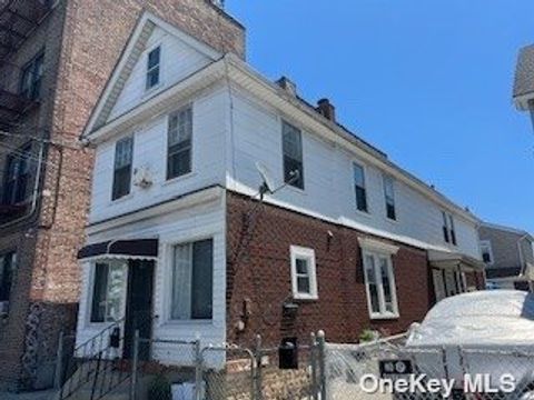 143-16 Holly Avenue Flushing NY 11355