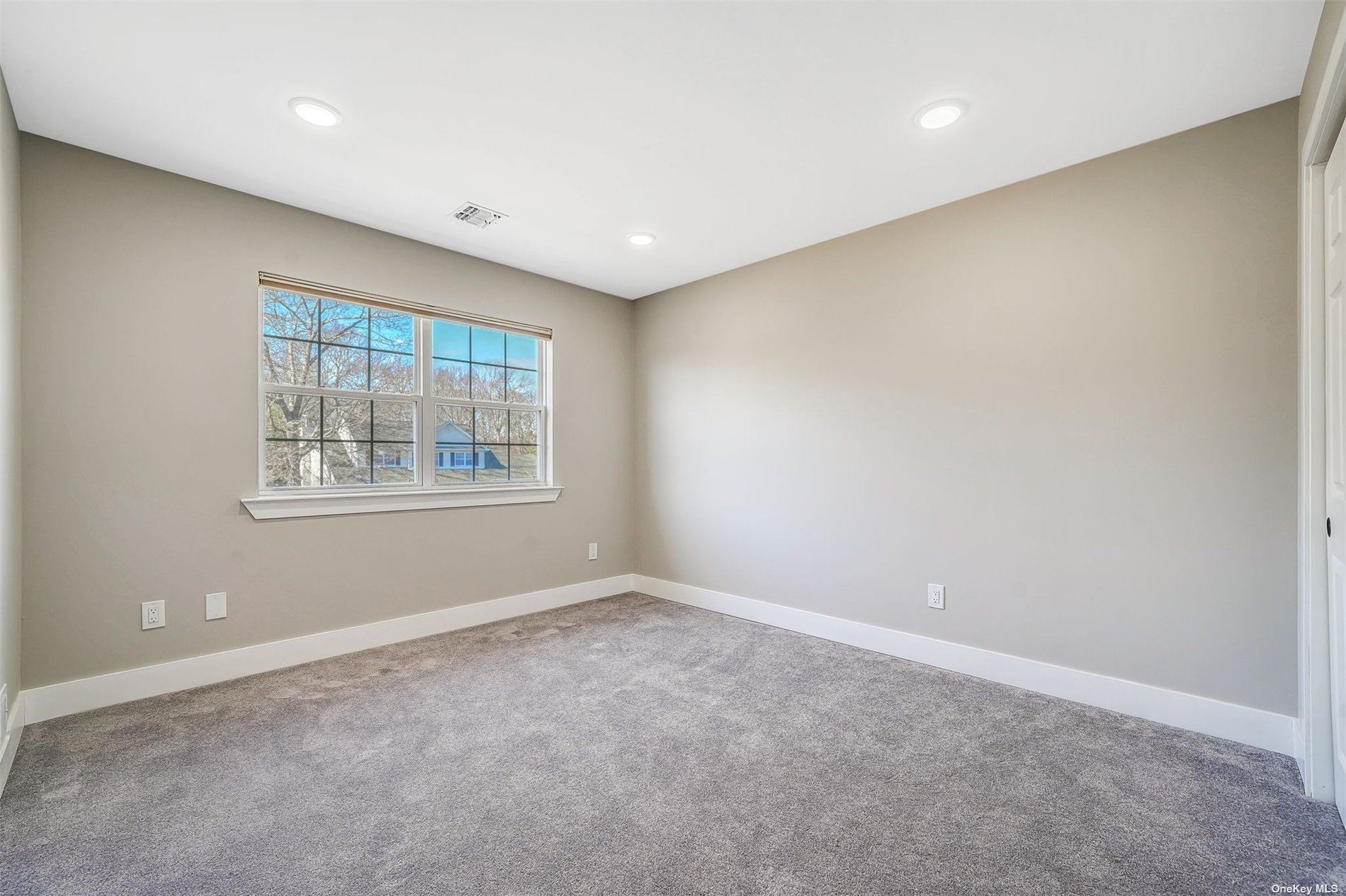Photo 9 of 29 of 37 James Hawkins Road house