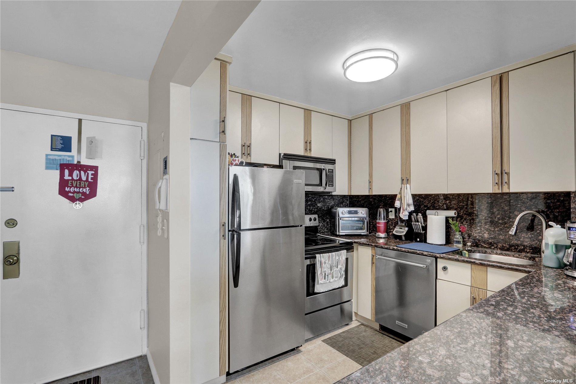 2 Richmond Road #6T, Lido Beach, New York image 5