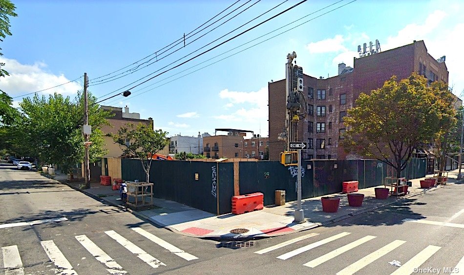 28th Avenue, Astoria, Queens, NY -  - 