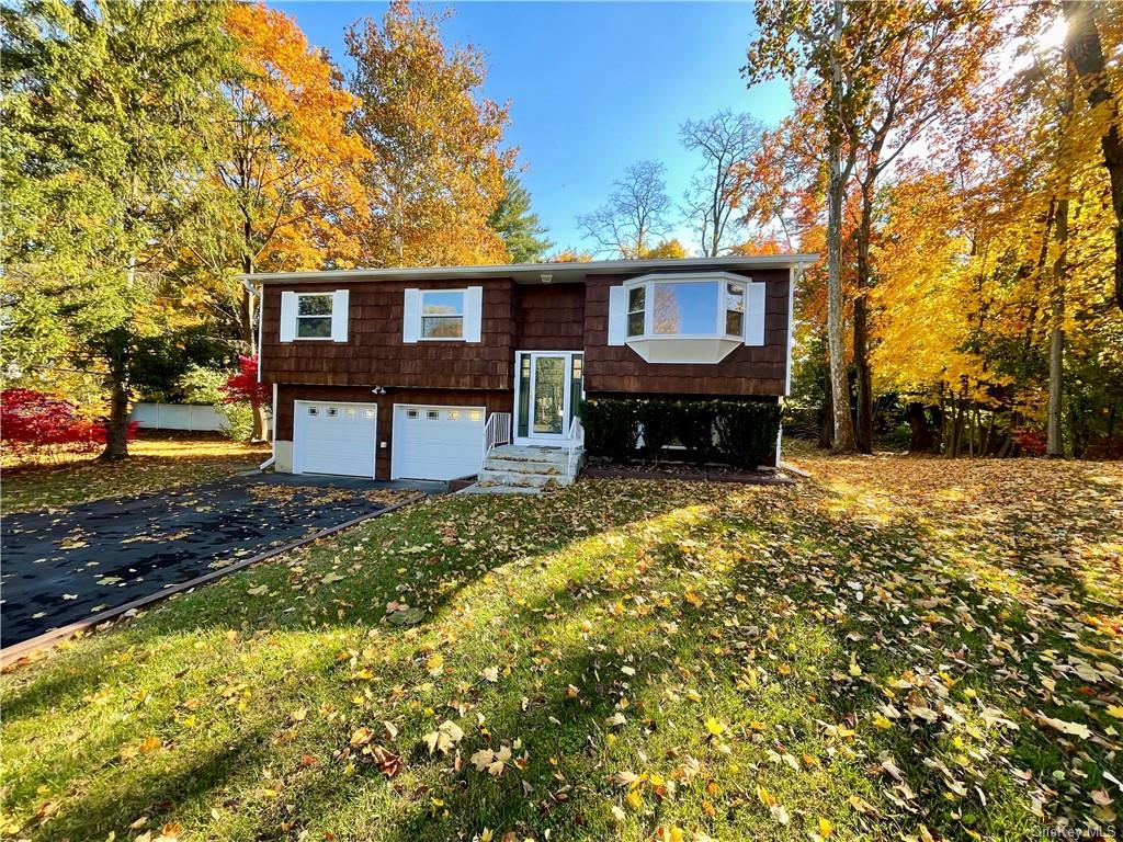 27 Hankin Loop, Poughkeepsie, New York image 1