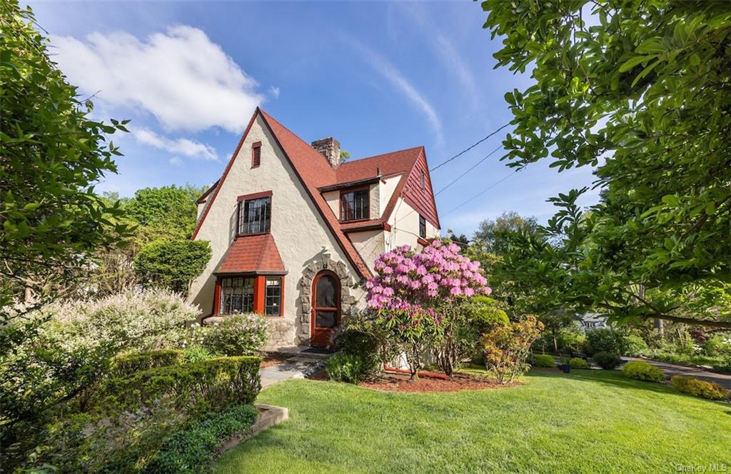 Photo 1 of 41 Windsor Road, Hastings-On-Hudson, New York, $925,000, Web #: 6307180