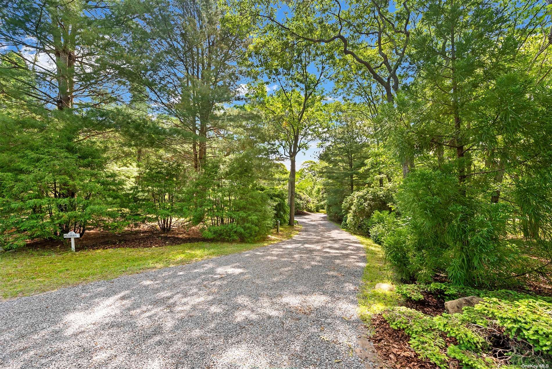 12 Rivers Road, East Hampton, New York image 1