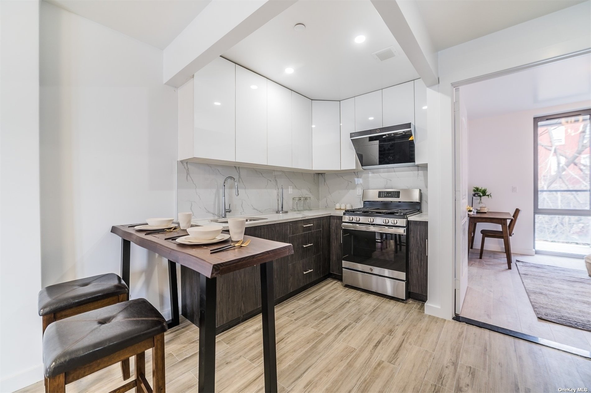 Photo 12 of 23 of 7065 Queens Boulevard 6A condo