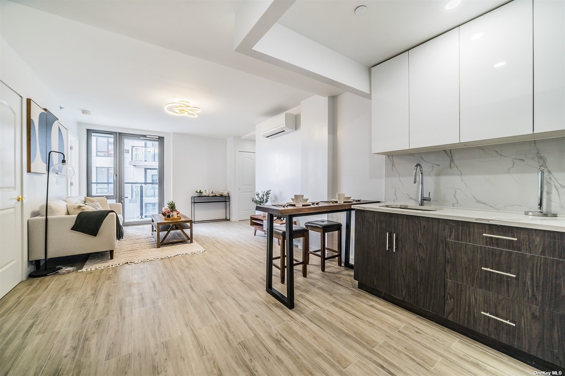 Photo 13 of 23 of 7065 Queens Boulevard 6A condo