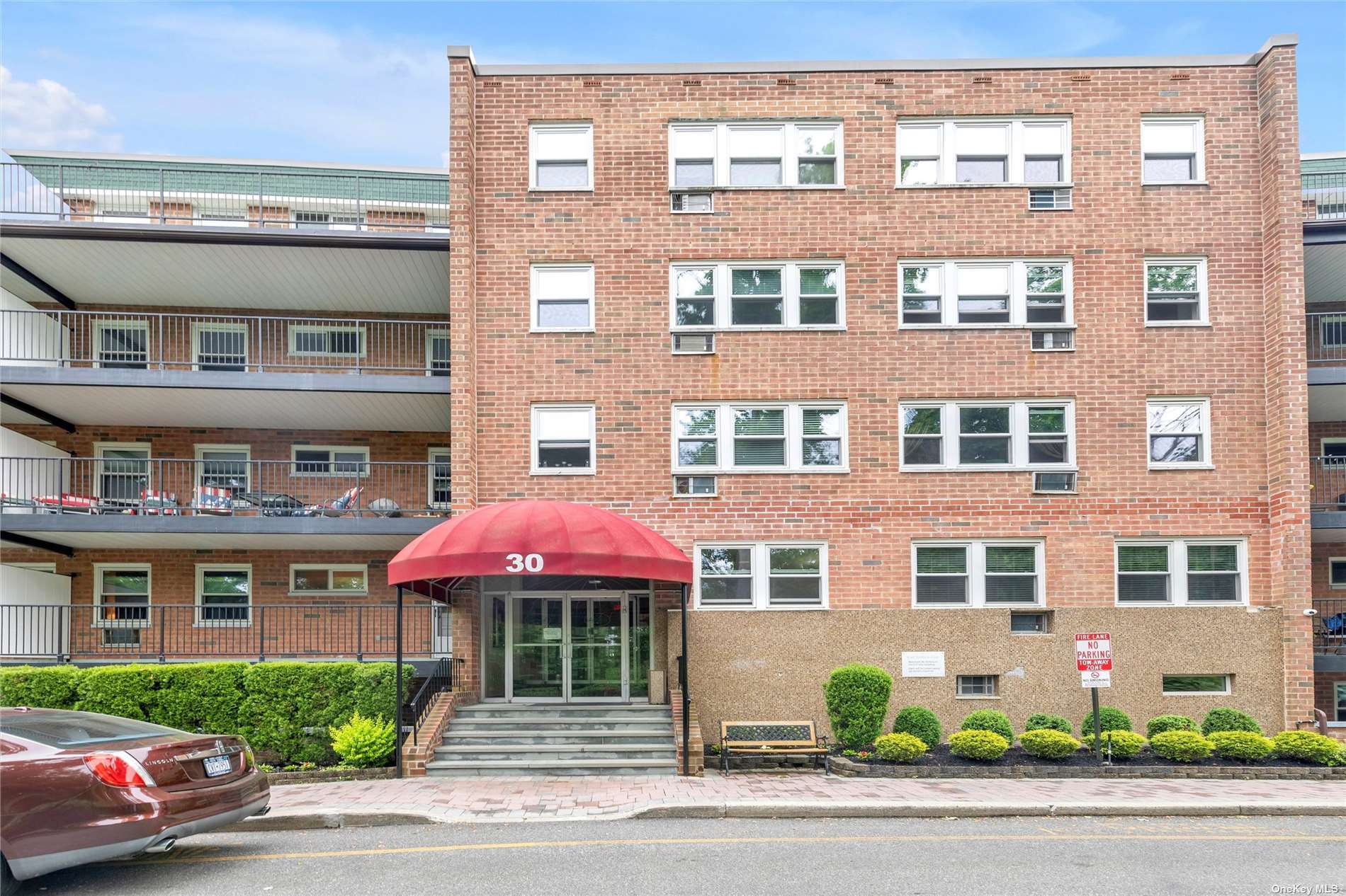 30 Pearsall Avenue #3K, Glen Cove, New York image 1