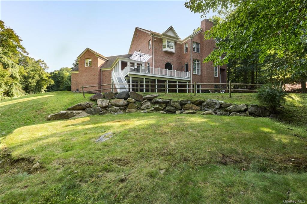 46 Manor Pond Lane, Irvington, New York image 2