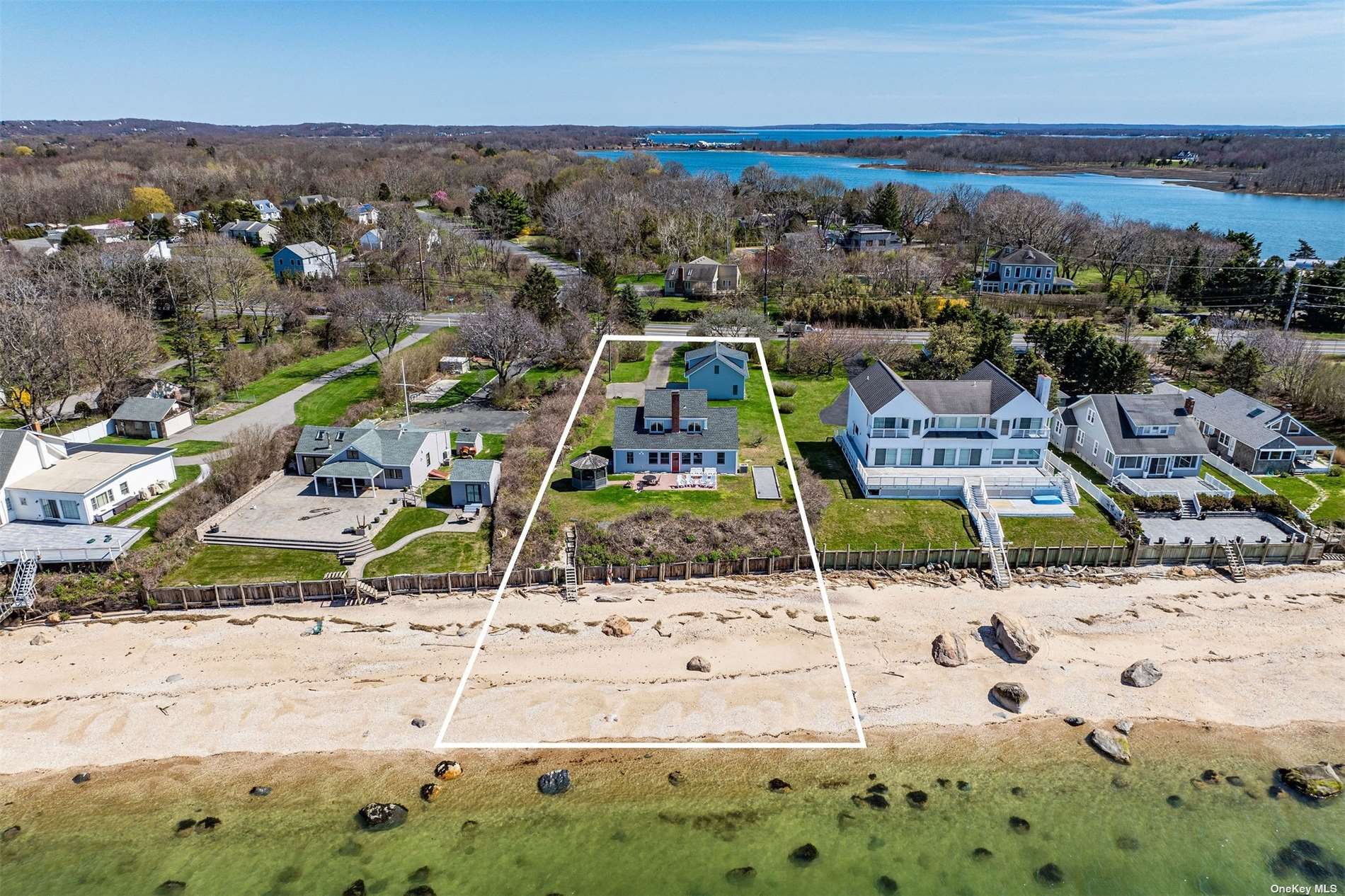 Property for Sale at 54505 County Road 48, Greenport, Hamptons, NY - Bedrooms: 4 
Bathrooms: 2  - $2,295,000