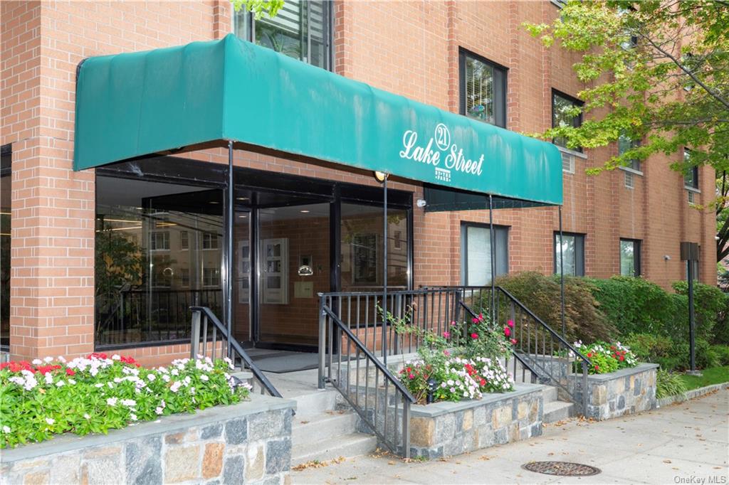 21 Lake Street #6D, White Plains, New York image 1