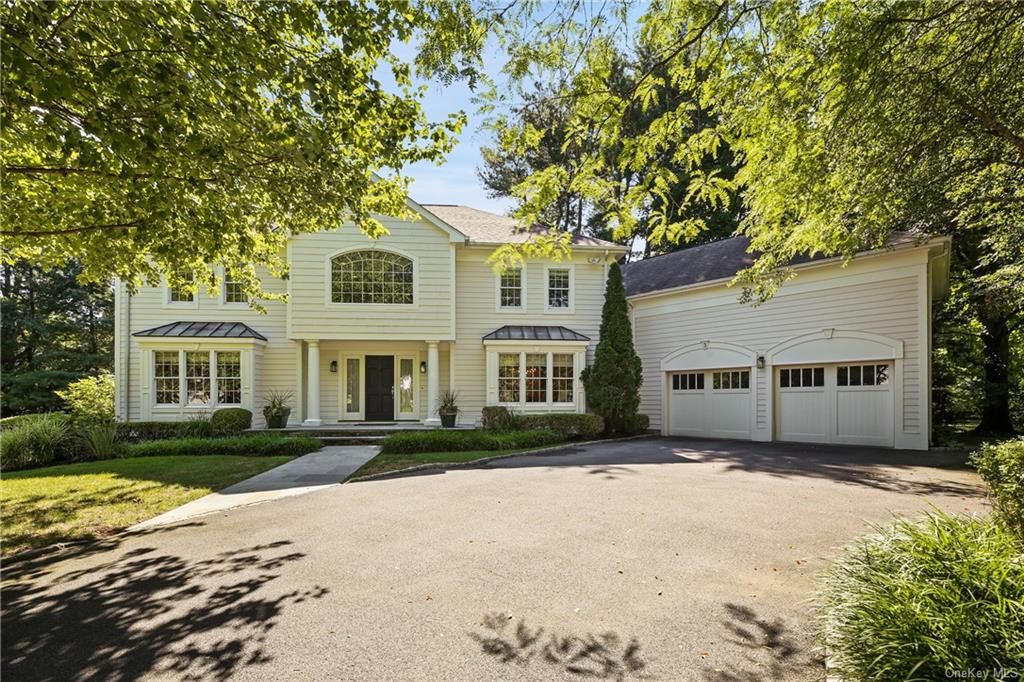 3 Hillandale Close, Scarsdale, New York - 5 Bedrooms  
6 Bathrooms  
9 Rooms - 
