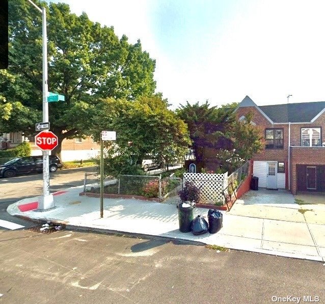 2401 92nd Street, East Elmhurst, Queens, NY - 3 Bedrooms  
2 Bathrooms  
6 Rooms - 