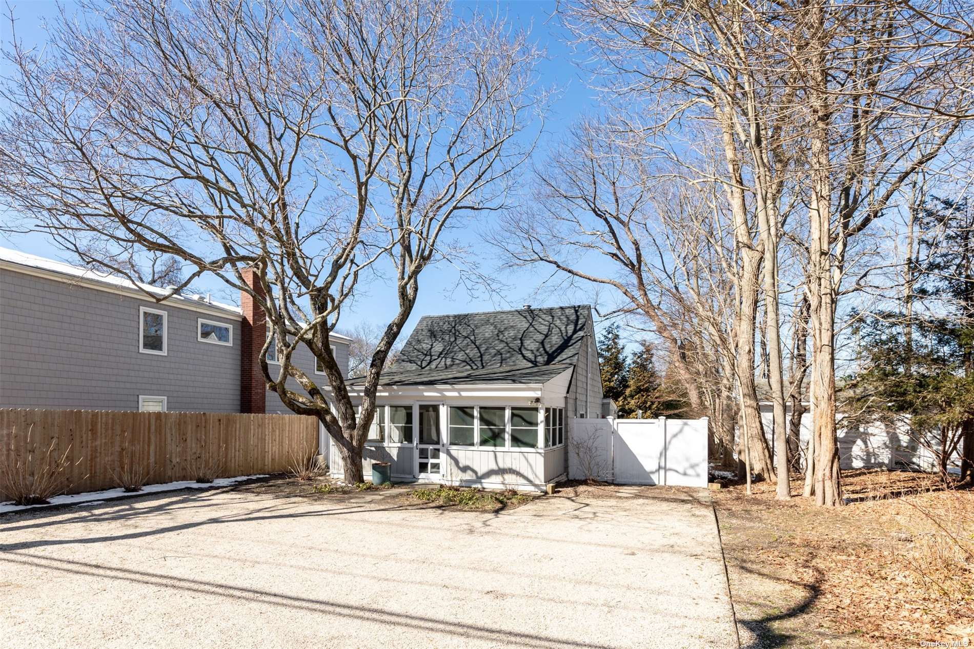 Property for Sale at 75 Noyack Road, Southampton, Hamptons, NY - Bedrooms: 2 
Bathrooms: 1  - $750,000