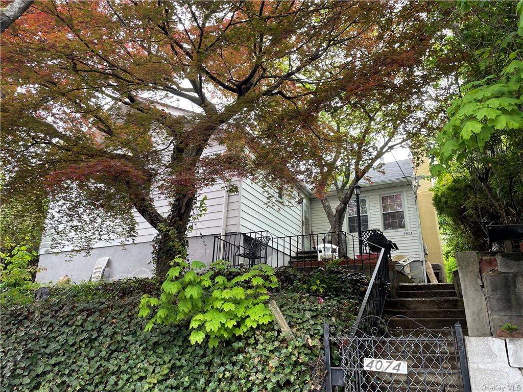 Property for Sale at 4074 Hill Avenue, Bronx, New York - Bedrooms: 2 
Bathrooms: 2 
Rooms: 6  - $699,000