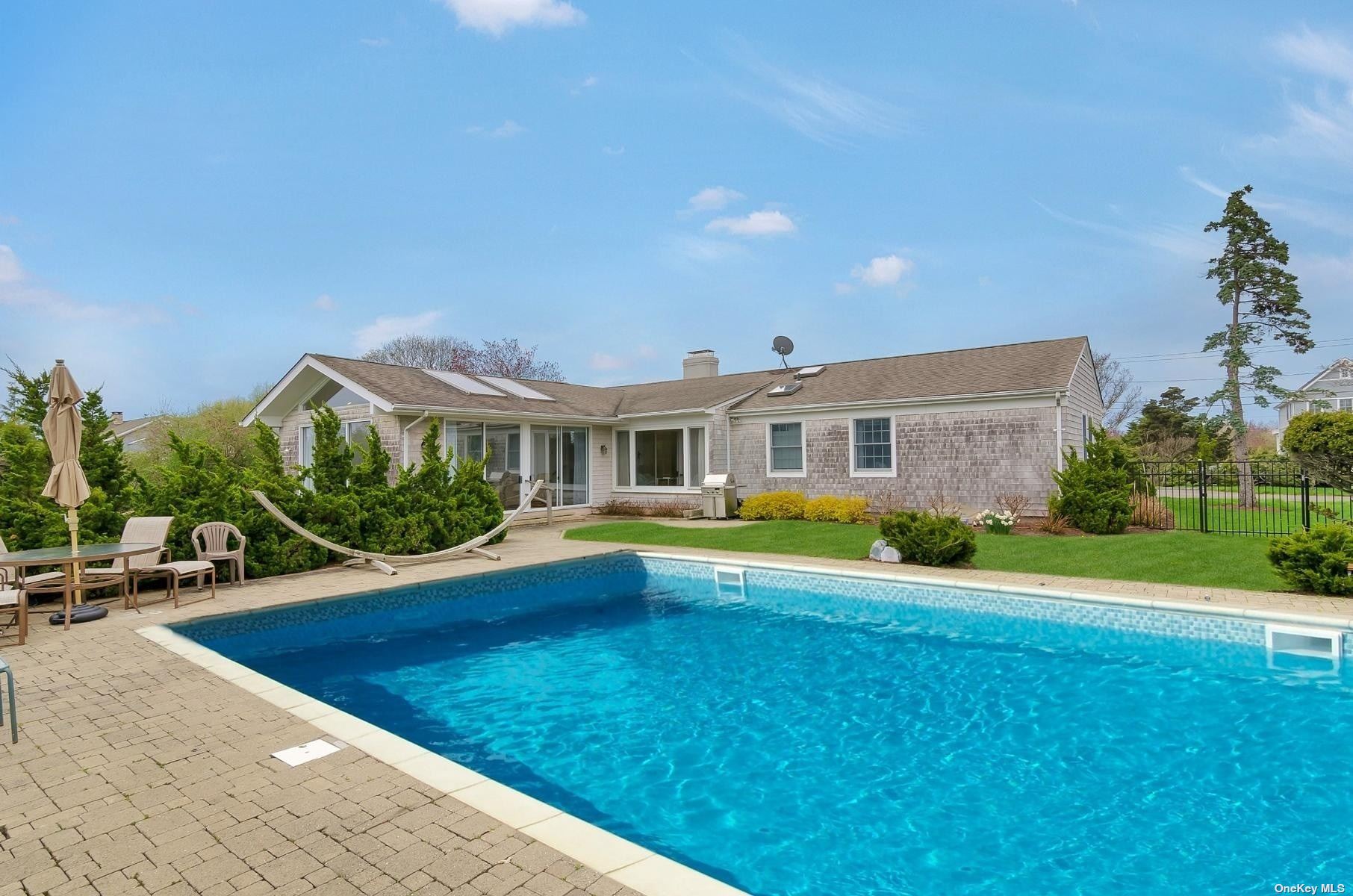 Bayfield Lane, Southampton, Hamptons, NY - 3 Bedrooms  
3 Bathrooms - 