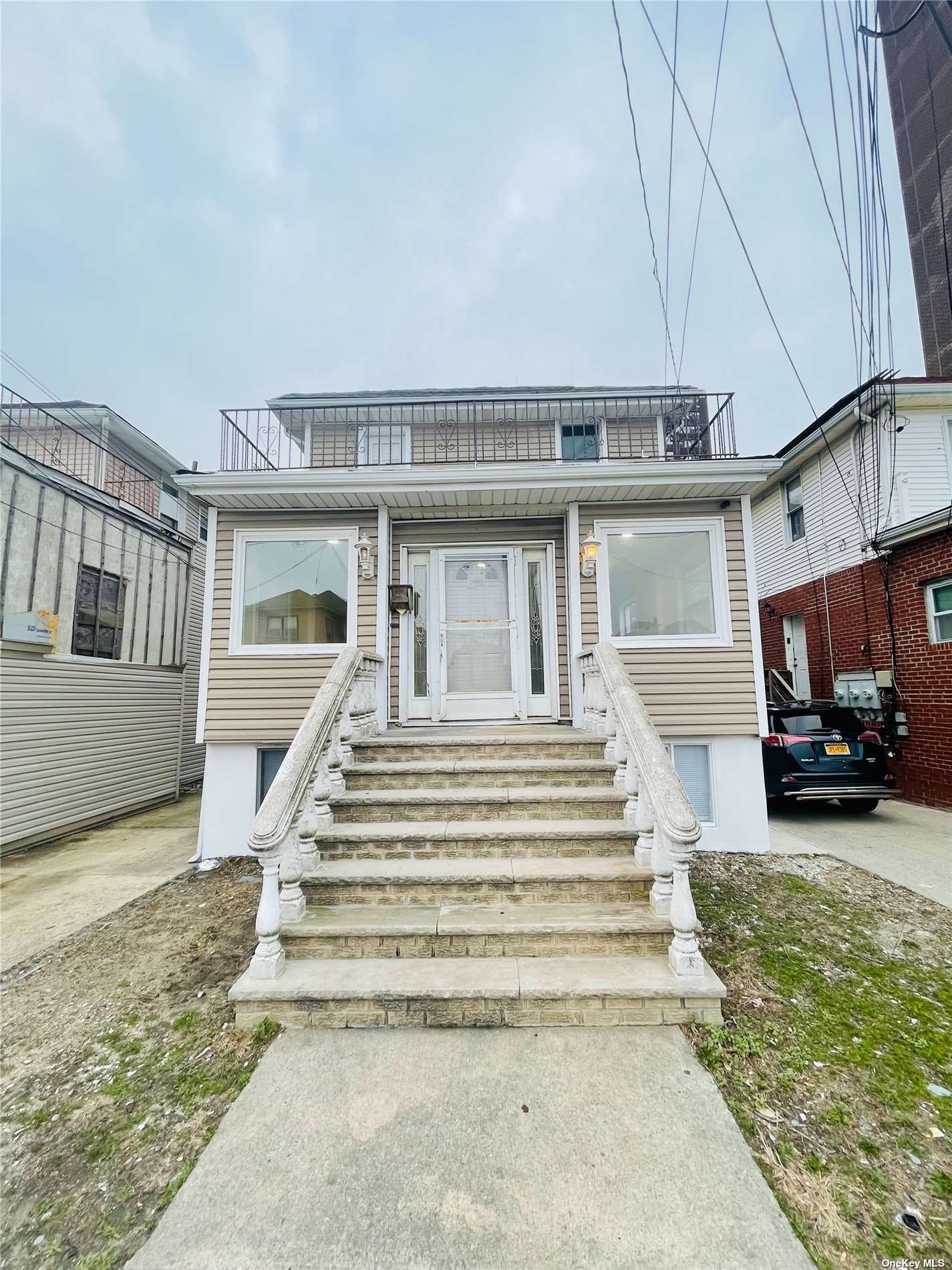 325 Beach 31st Street, Far Rockaway, New York image 2