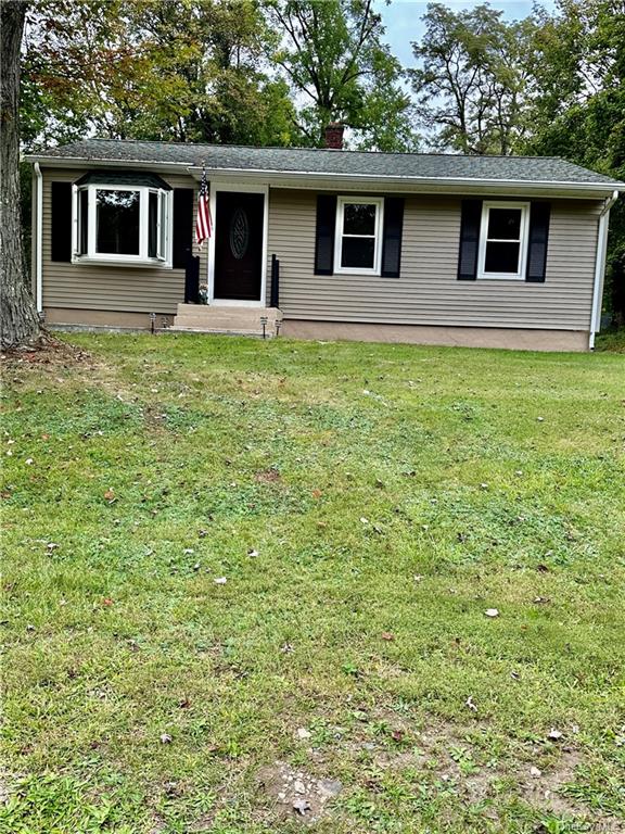 11 Sycamore Drive, Hyde Park, New York - 3 Bedrooms  
1 Bathrooms  
5 Rooms - 