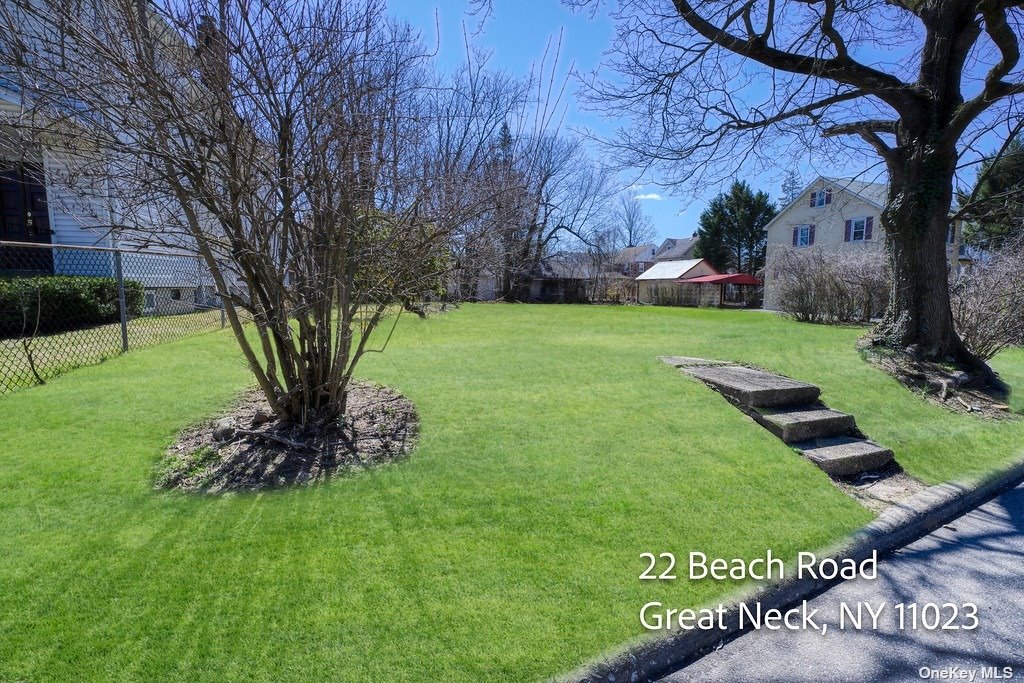Photo 2 of 4 of 22 Beach Road land