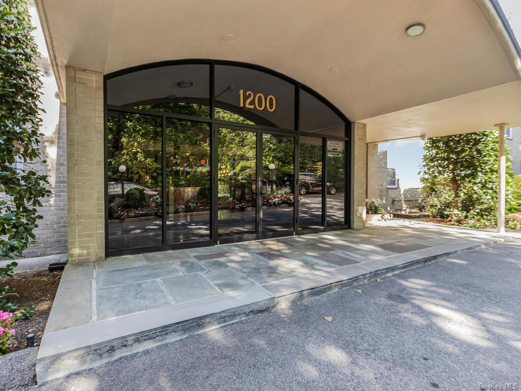 1200 Midland Avenue #10F, Bronxville, New York image 3