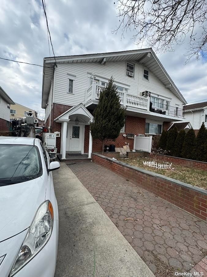 Property for Sale at 15332 79th Street, Howard Beach, Queens, NY - Bedrooms: 6 
Bathrooms: 6 
Rooms: 14  - $825,000