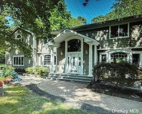 5 Wesley Court Huntington NY 11743