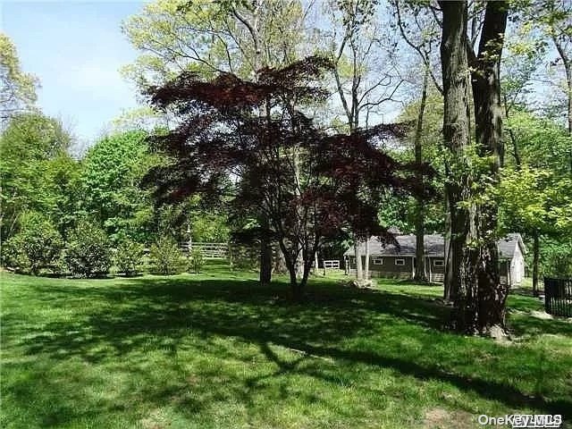 5 Wesley Court, Huntington, New York image 28