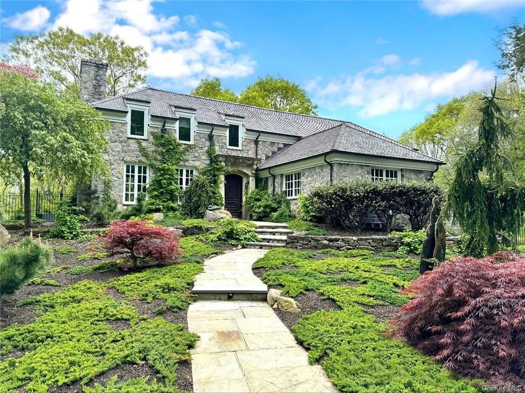 Property for Sale at 30 Siscowit Road, Pound Ridge, New York - Bedrooms: 3 
Bathrooms: 4 
Rooms: 8  - $2,250,000