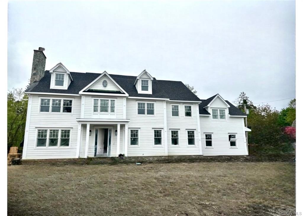 9 Windmill Circle, Scarsdale, New York - 6 Bedrooms  
7.5 Bathrooms  
21 Rooms - 
