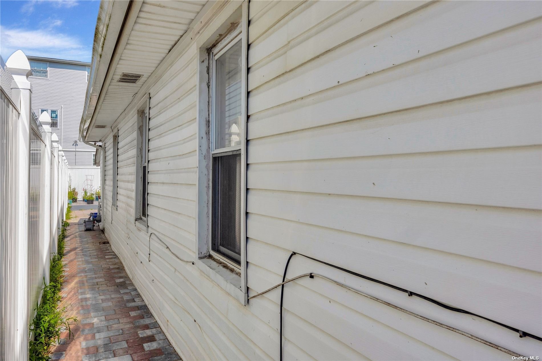 462 Beach 45th Street, Far Rockaway, New York image 17