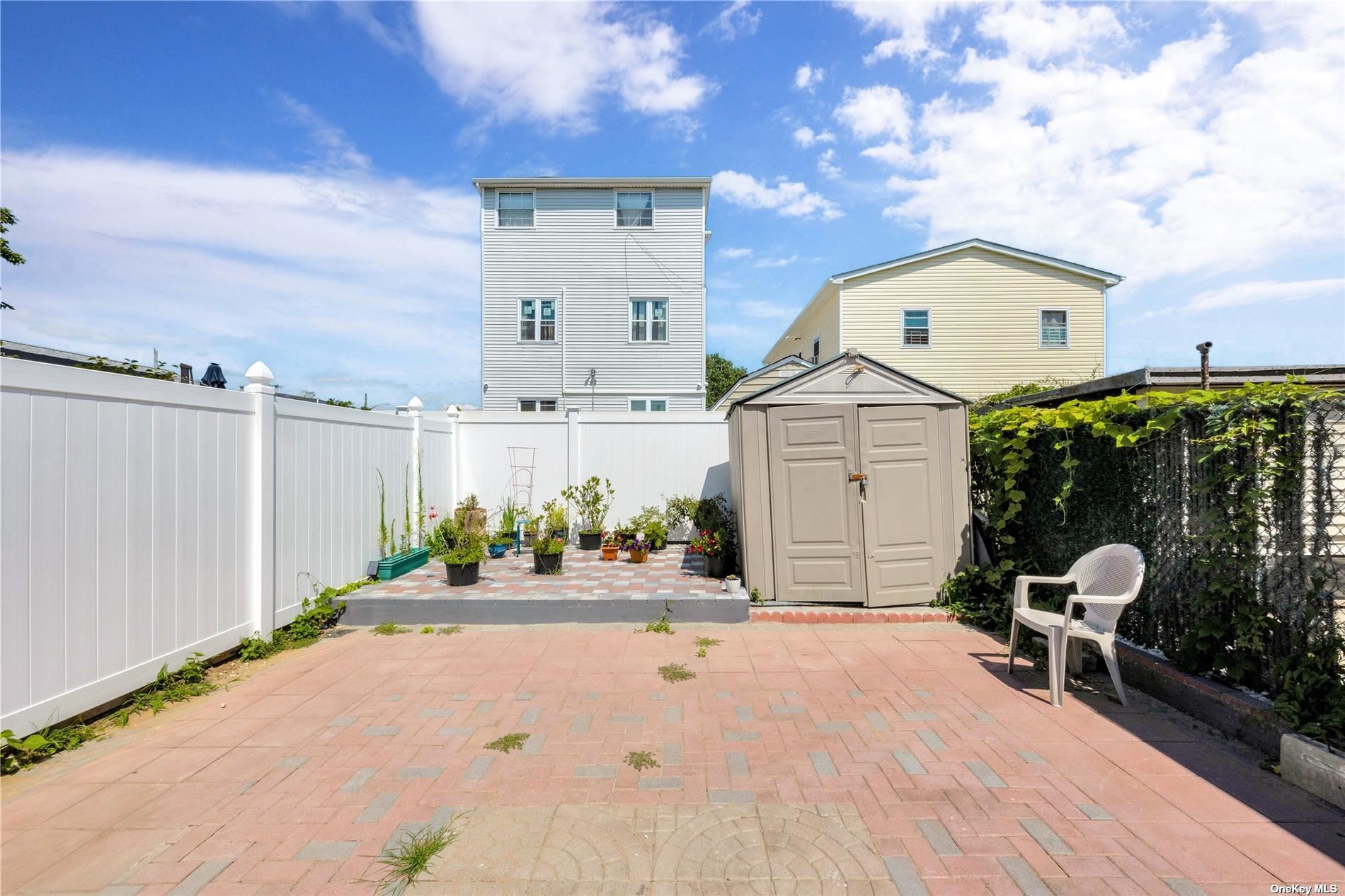 462 Beach 45th Street, Far Rockaway, New York image 18