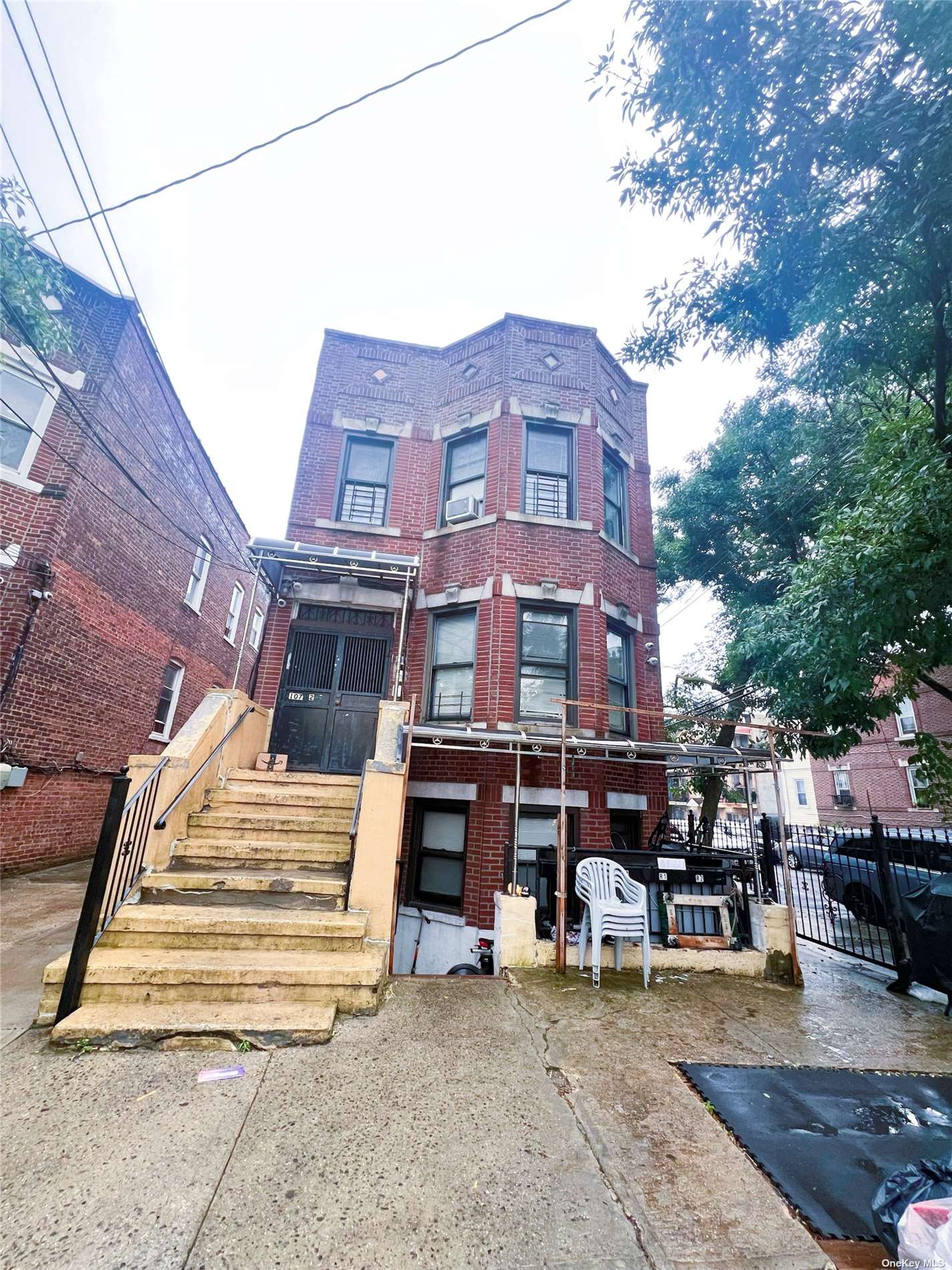 107-02 34 Avenue
