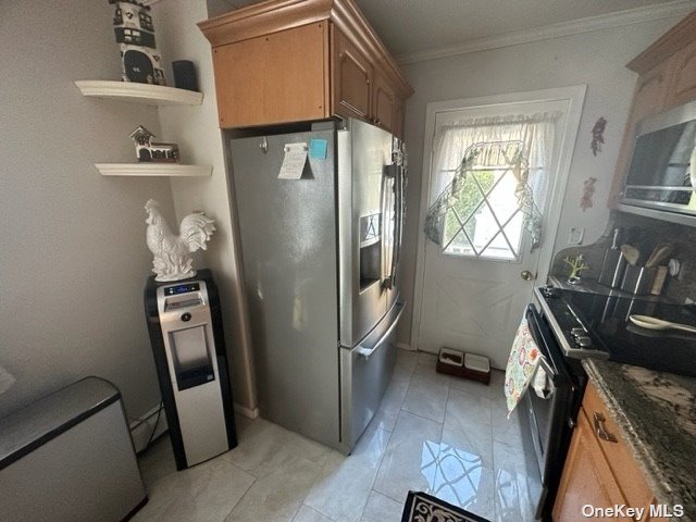 Photo 6 of 17 of 828 Bermuda Road house