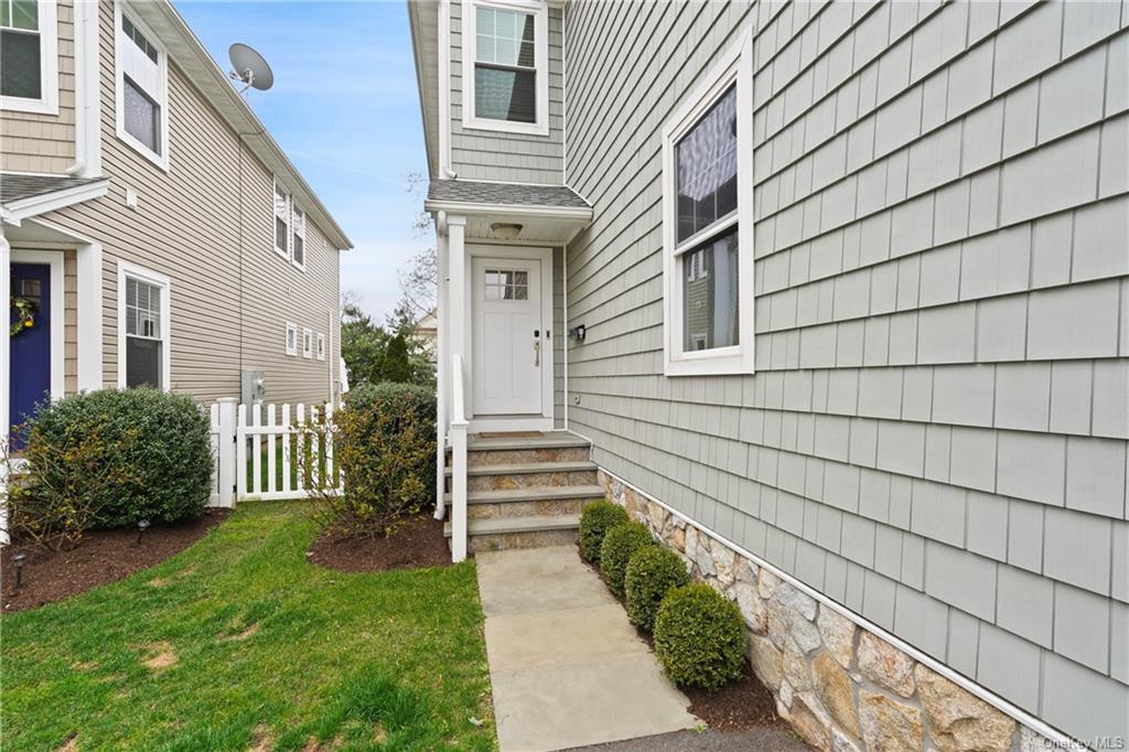 View Call Listing Agent, CT 06855 condo