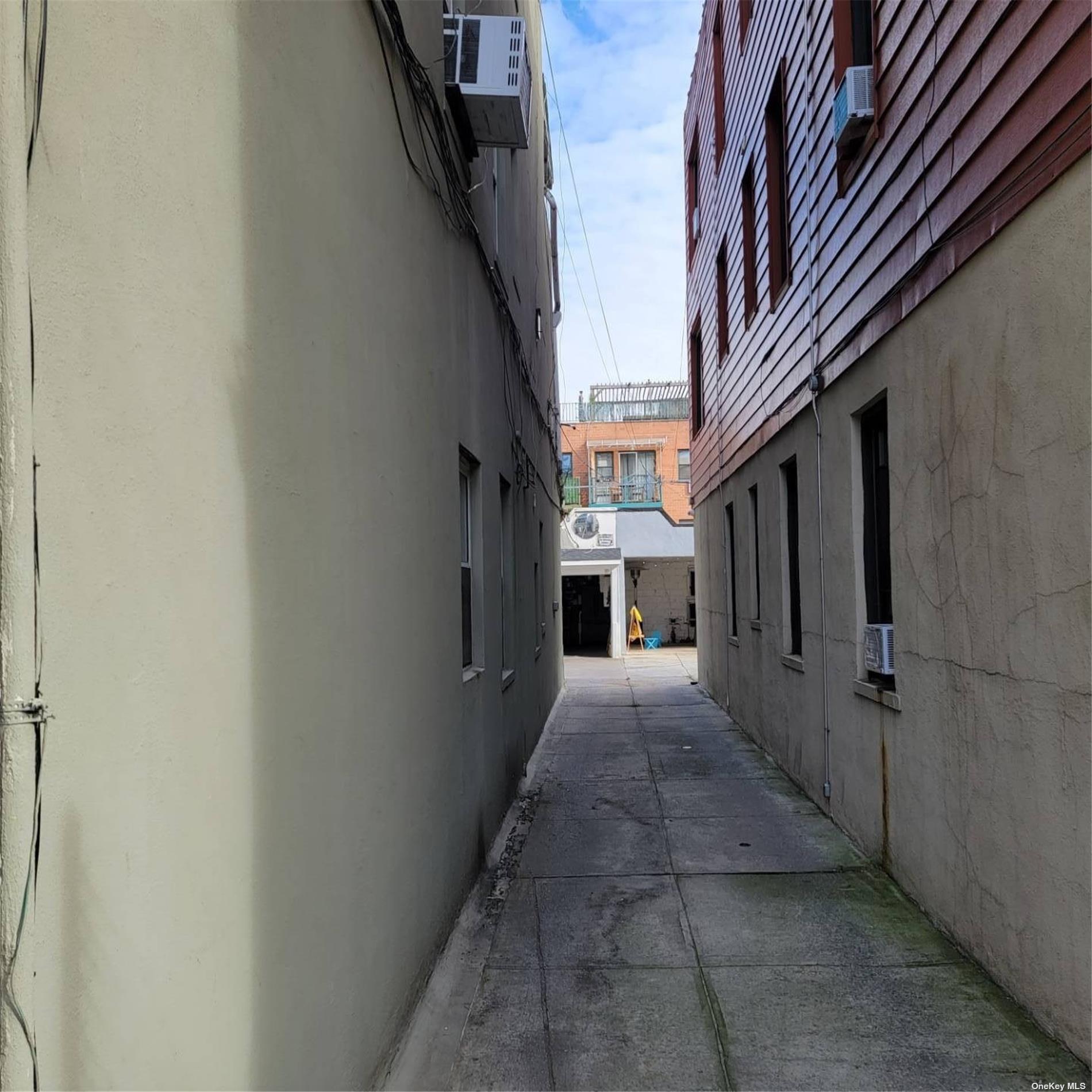 34-33 9 Street