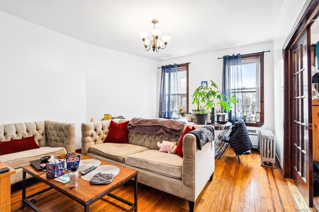 814 44 Street