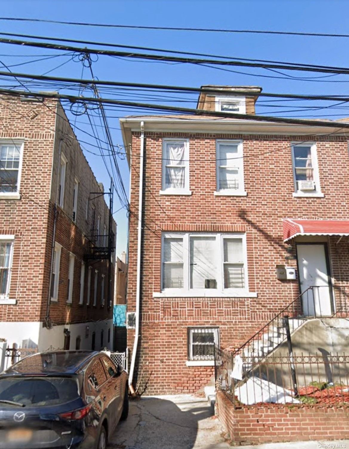Property for Sale at 1311 Needham Avenue, Bronx, New York - Bedrooms: 6 
Bathrooms: 3 
Rooms: 12  - $485,000