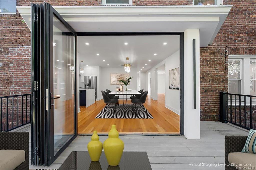 4 Woodland Place