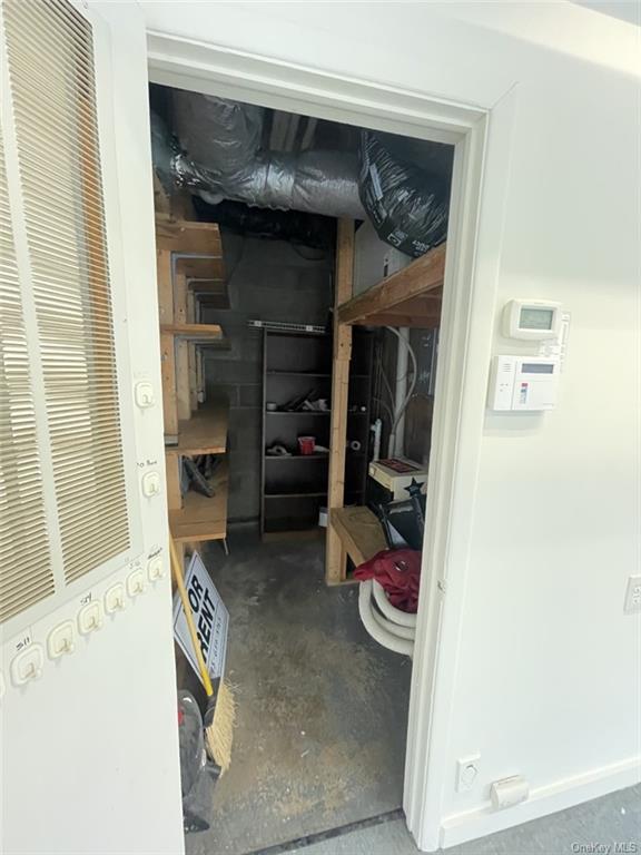 Pleasant Valley, New York 12569, United States, ,Residential,Active,60221