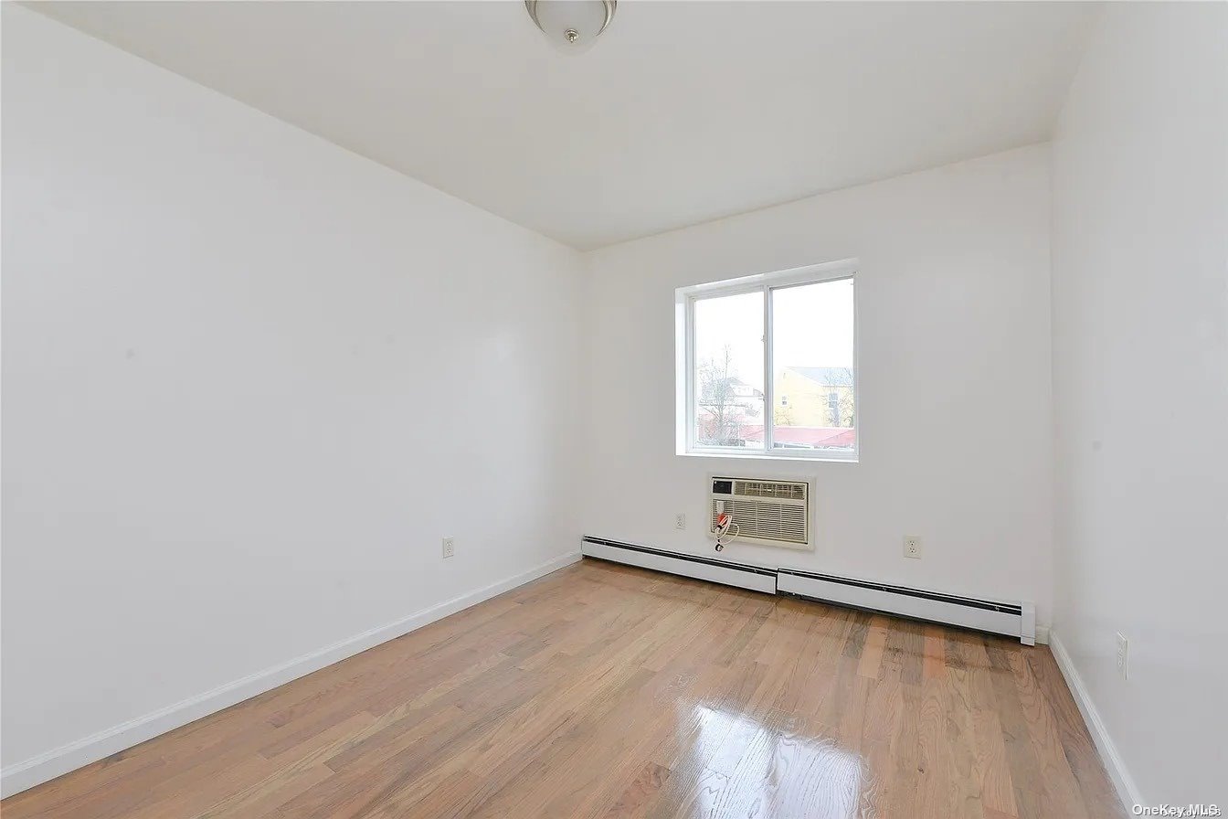 197-21 Carpenter Avenue #2G, Jamaica, New York image 6