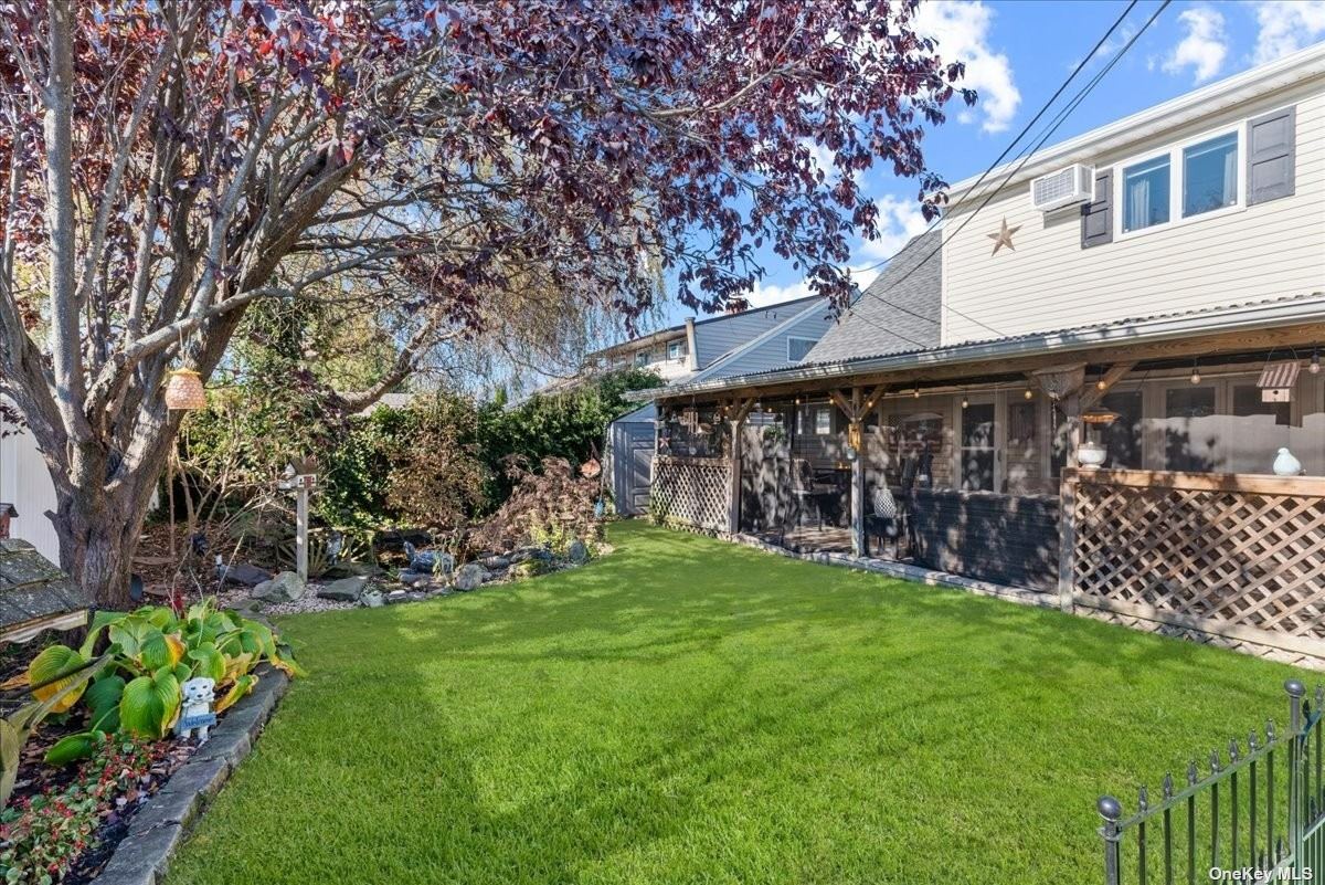 62 Twin Lane, Wantagh, New York image 32