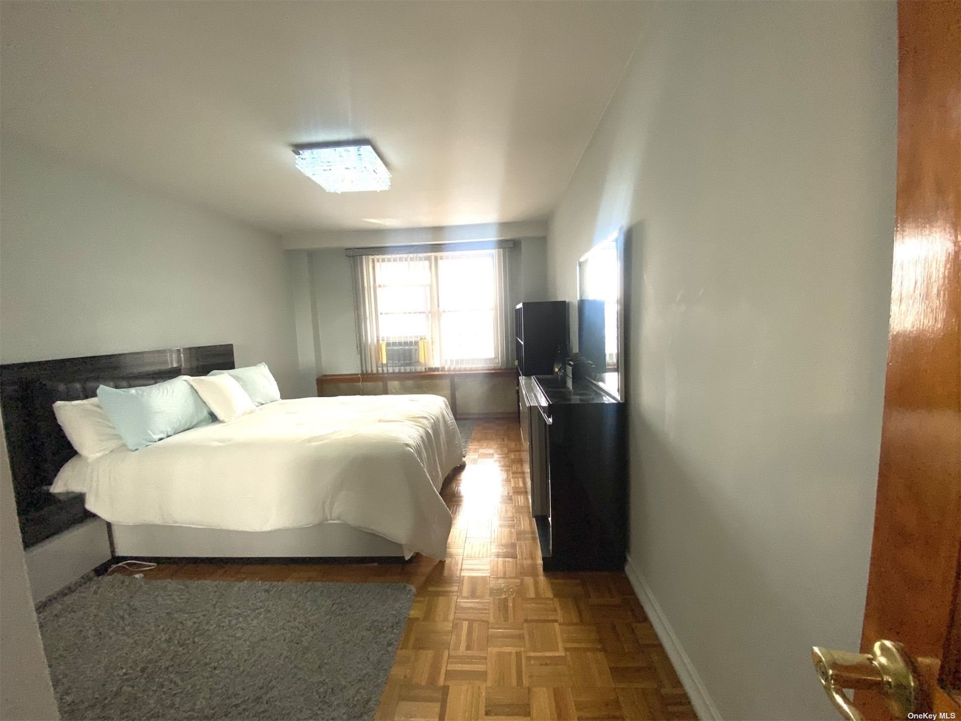 98-05 63 Road #12B, Rego Park, New York image 5