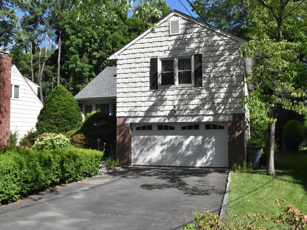 Rental Property at 68 Palmer Avenue, Scarsdale, New York - Bedrooms: 3 
Bathrooms: 2 
Rooms: 8  - $6,000 MO.