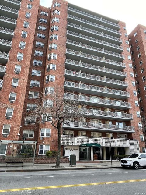 Homes For Sale - 89-15 Parsons Boulevard #11P<br/> Queens County, Jamaica, NY 11432