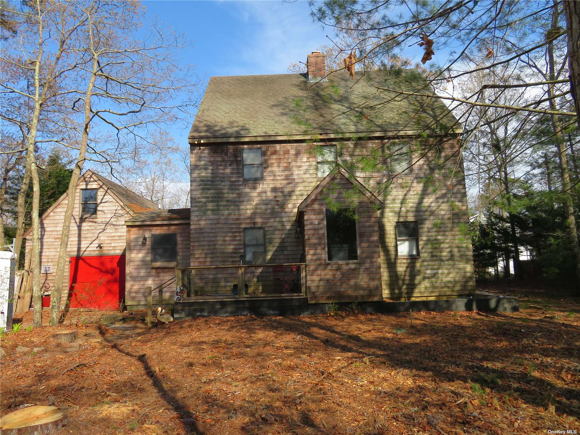 Property for Sale at 33 Swamp Road, East Hampton, Hamptons, NY - Bedrooms: 4 
Bathrooms: 3  - $1,590,000