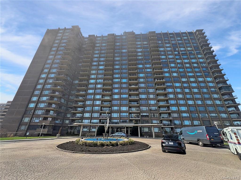 Property for Sale at 16625 Powells Cove Boulevard 8E, Beechhurst, Queens, NY - Bedrooms: 2 
Bathrooms: 2 
Rooms: 5  - $599,900