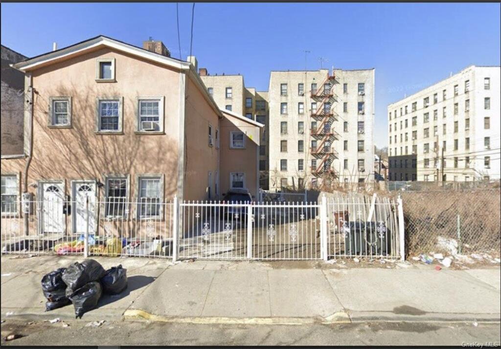 3567 Willett Avenue, Bronx, New York -  - 