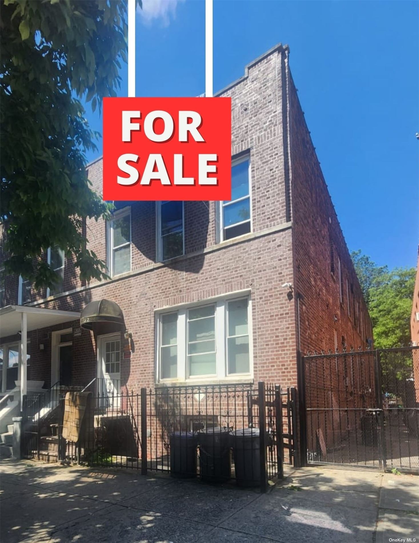 Property for Sale at 1045 Longfellow Avenue, Bronx, New York - Bedrooms: 8 
Bathrooms: 4 
Rooms: 24  - $1,200,000