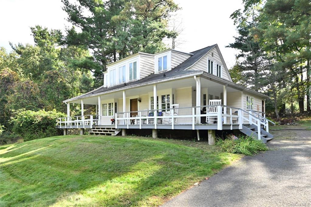 26 Pomona Lane, Suffern, New York image 2