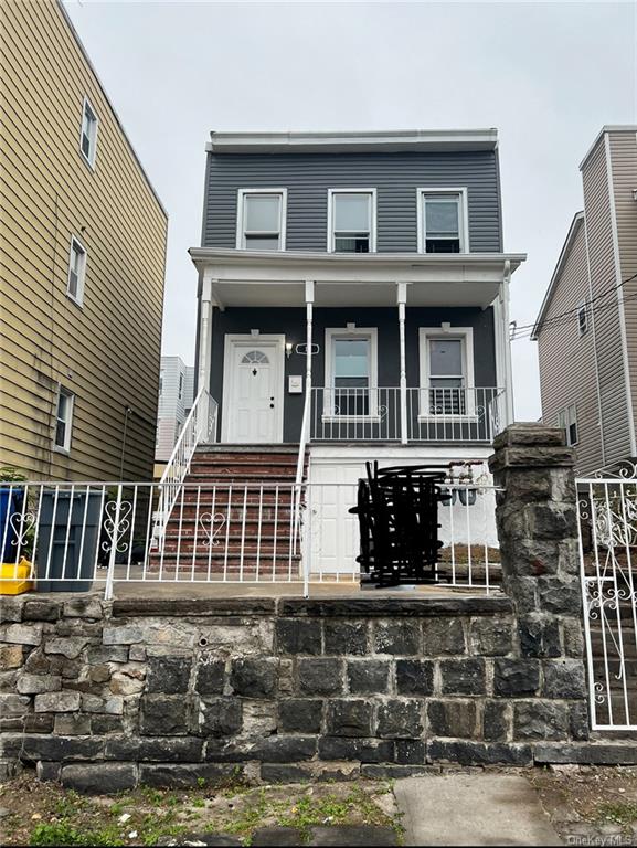 Property for Sale at 10 Cliff Street, Yonkers, New York - Bedrooms: 5 
Bathrooms: 2  - $699,999